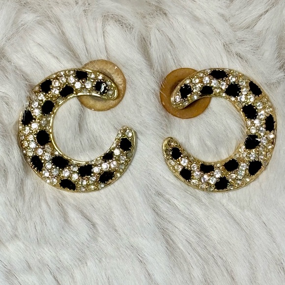 Vintage Rhinestone Crystal and Black Enamel Earrings - Picture 16 of 17